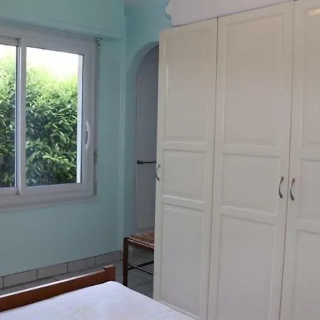 2 Chambres - Idealement Situe A 200m De La Plage De 3 Royan